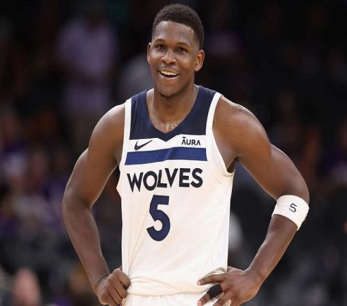 意甲：国米2-0完胜博洛尼亚（意甲：国米2-0轻取博洛尼亚）