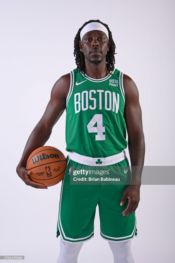 致敬，都柏林动物园将一只极度濒危的鹦鹉取名特洛伊-帕罗特（致敬之举： 都柏林动物园将一只极危鹦鹉命名为特洛伊-帕罗特）