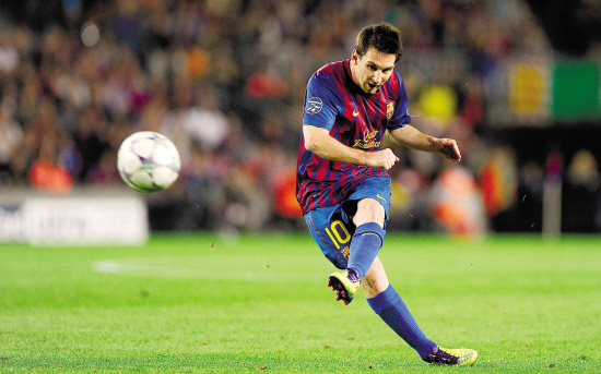 中超收官战观众人数：梭鱼湾62330人刷新本赛季纪录（中超收官战梭鱼湾62330人到场，刷新赛季上座纪录）