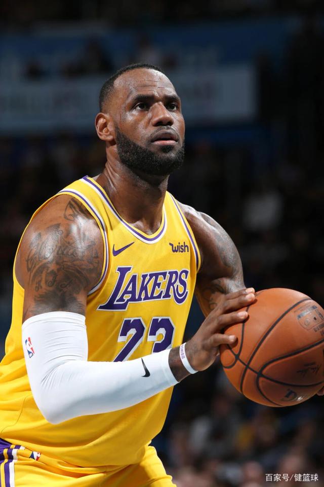 斯基拉：富勒姆想签米兰边锋丘库埃泽，已经开启球员转会谈判（斯基拉：富勒姆求购米兰翼锋丘库埃泽，转会谈判已启动）