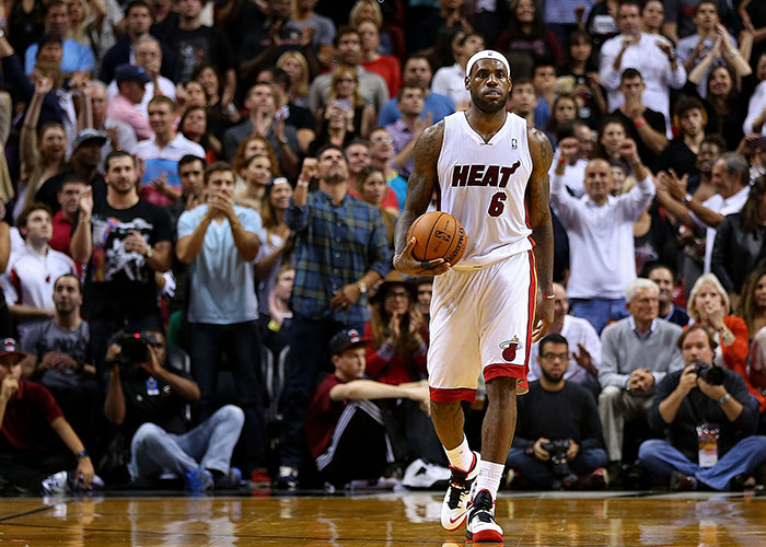 FC26欧冠黄金时刻卡：哈兰德、亚马尔、米利唐、埃斯特旺在列（FC26欧冠黄金时刻卡名单出炉：哈兰德、亚马尔、米利唐、埃斯特旺入选）