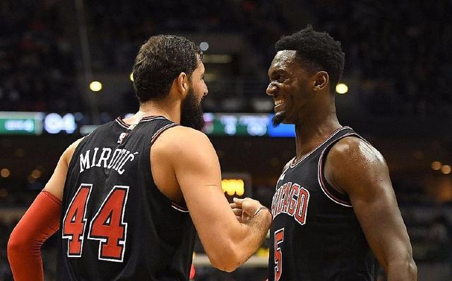 罗马诺：利物浦从未退出对伊萨克的谈判，但取决于纽卡的立场（罗马诺：利物浦未曾放弃伊萨克，引进与否取决于纽卡立场）